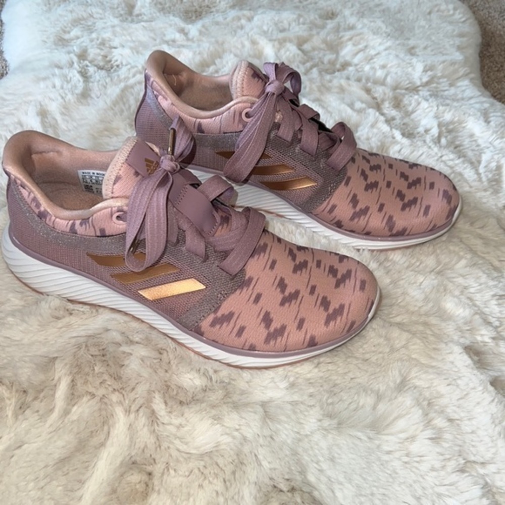Adidas edge LUX 4 size 7.5